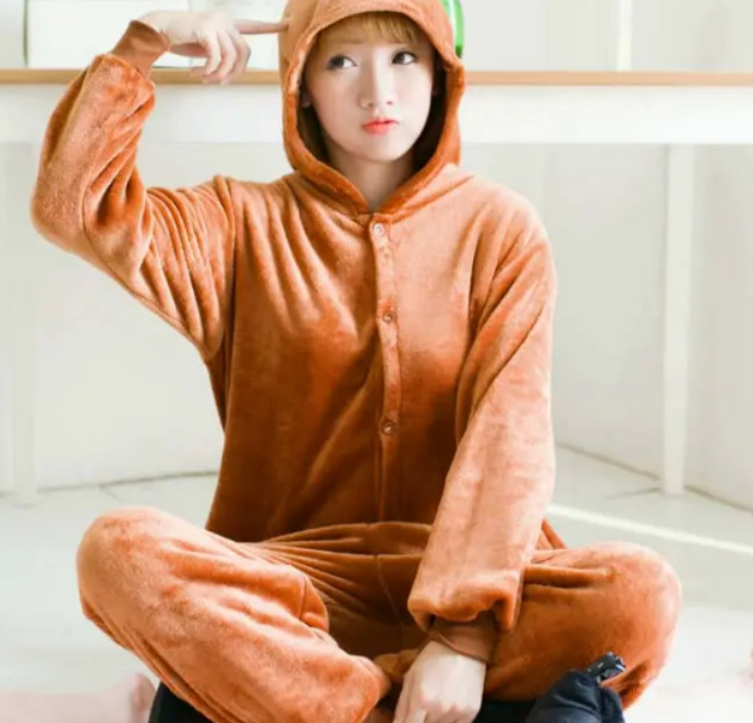 Pijamas transfronterizos al por mayor de fábrica Labubu pijamas femeninos de una sola pieza de dibujos animados pijamas de animales de franela Capibala