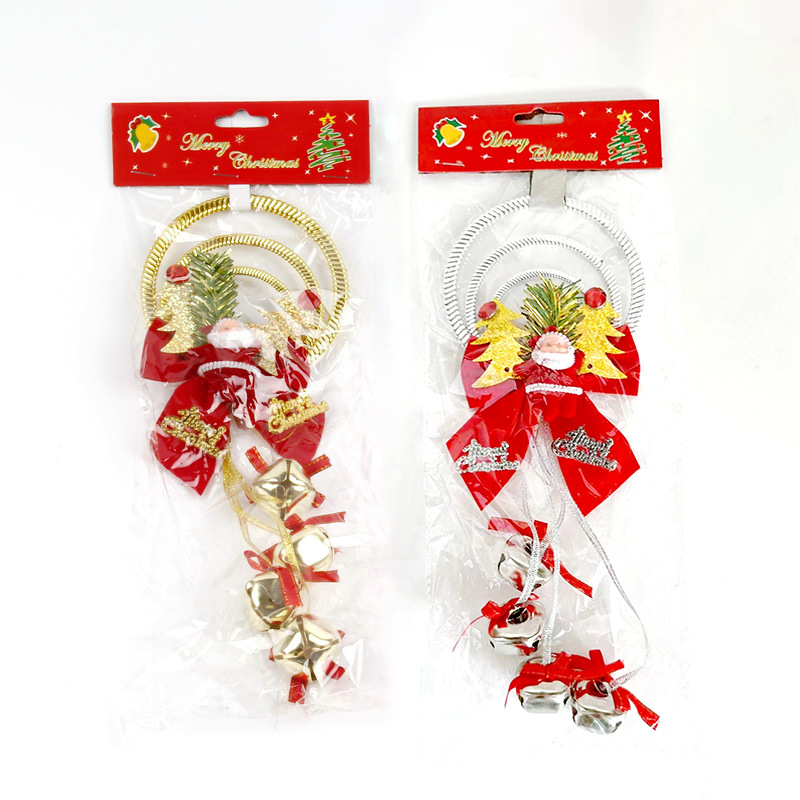 Accesorios de decoración de Navidad plástico galvanizado tres anillos de hierro crucifijo campana colgante de árbol de Navidad al por mayor