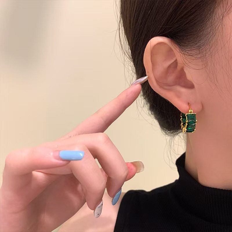 French Square Zircon Drop Earrings Elegant High-end Jewelry_voghion.com