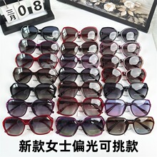 С��ī�RŮ�߼���2025�¿�ƫ������⾀СĘ̫��R�_܇���Ë�����