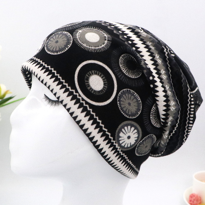 Unisex Retro Bohemian Geometric Printing Eaveless Beanie Hat display picture 3