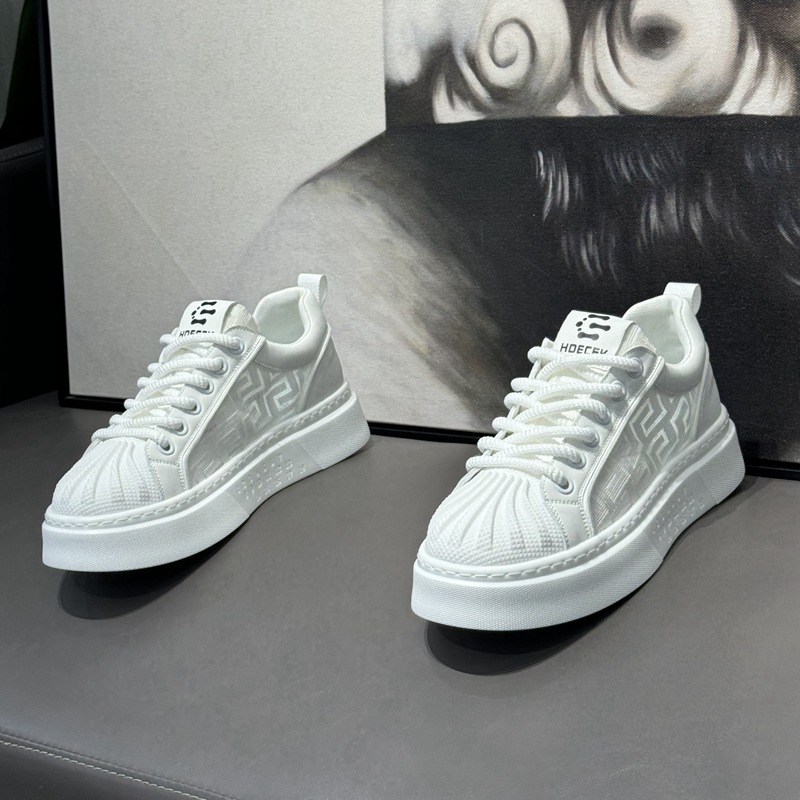 Pánske nové priedušné biele sieťované všestranné športové a voľnočasové topánky s hrubou podrážkou a piškótovou podrážkou na jar/leto 2024_voghion.com