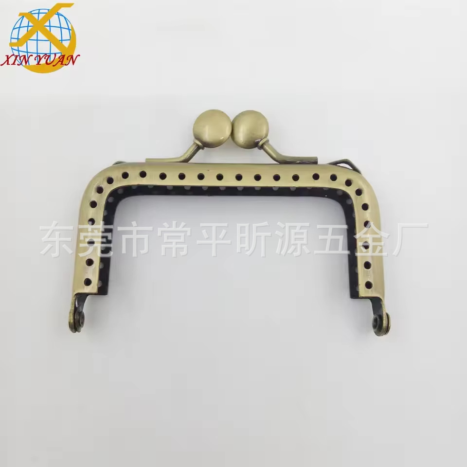 供应半圆零钱包夹,半圆手袋夹， 圆形五金件 合夹