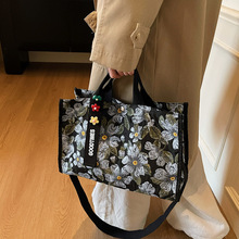 �͹Ż������Ů2025�¿���ỨС���������ٴ�Άμ�б���