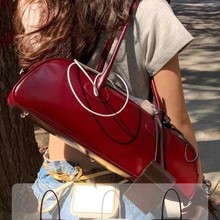 韩国小众设计红色fottsfotts法棍包女腋下单肩保龄球波士顿手提包
