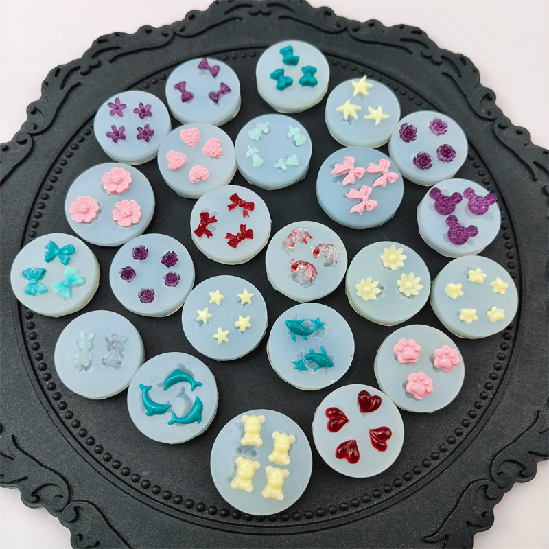Mini Various Shapes Silicone Mold Glue Fire Paint Wax Resin Clay Nail Art Decoration Tools Cake Baking Mold