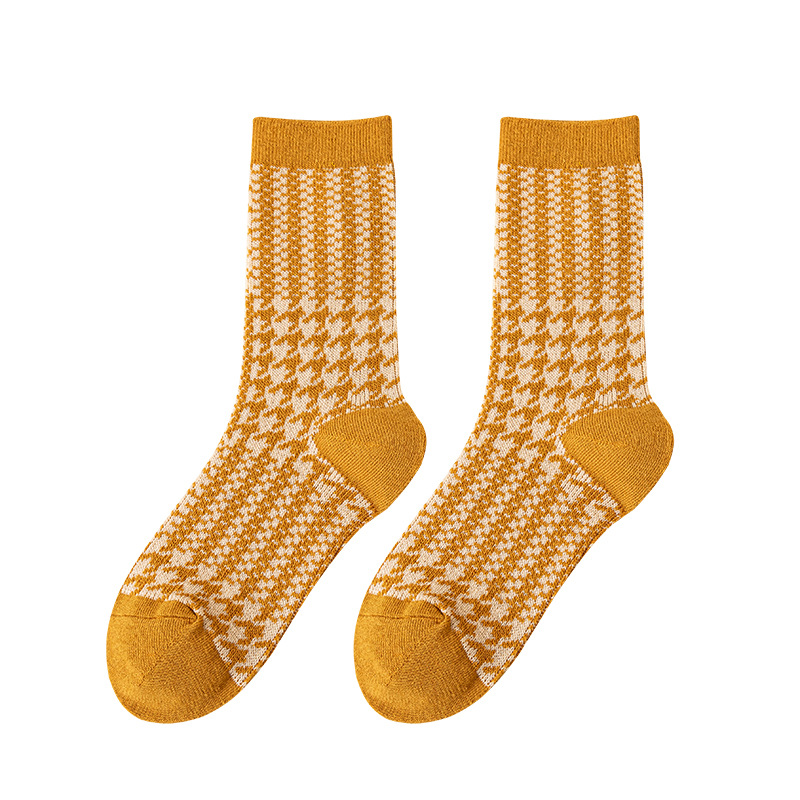 Algodón de color sólido, calcetines de doble aguja de dos vías, calcetines de pila de viento británicas, calcetines de primavera y otoño coreanos sin hueso.