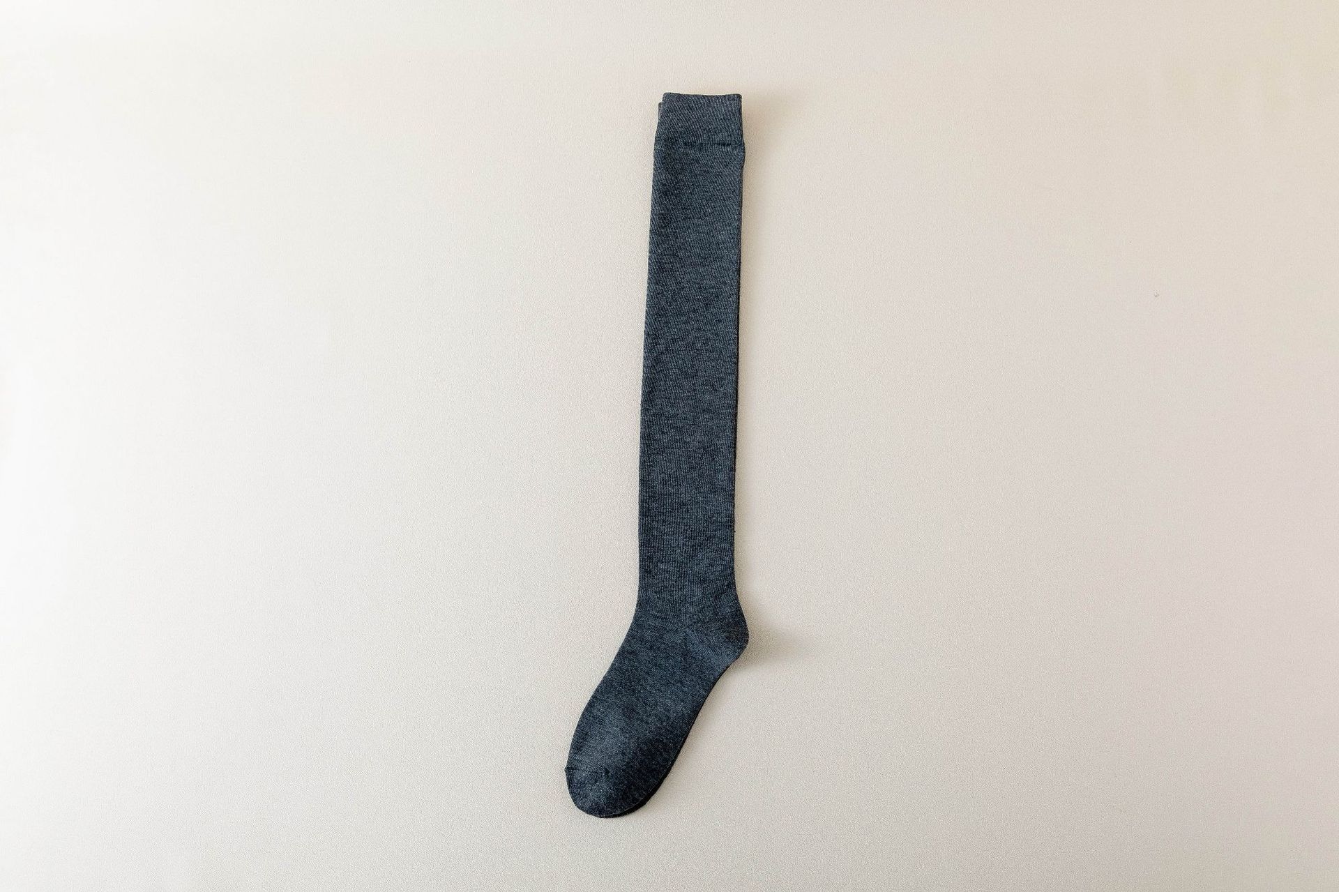 Calcetines de primavera delgada sobre la rodilla calcetines de mujer calcetines japonesas calcetines de piernas largas calcetines de calcetines de algodón al por mayor