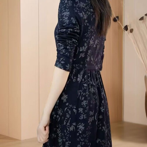 Light luxury temperament dress, new fashion belly, slim waist, floral dress, 2026 spring and autumn female