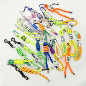 Water cup with zipper， ribbon pendant， keychain， pants decoration， ribbon pendant