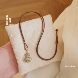 手镯;吊坠;手链