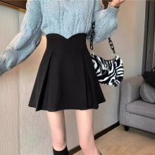 黑色半身裙女2025夏季新款高腰显瘦百褶设计感鱼骨伞裙a字包臀裙