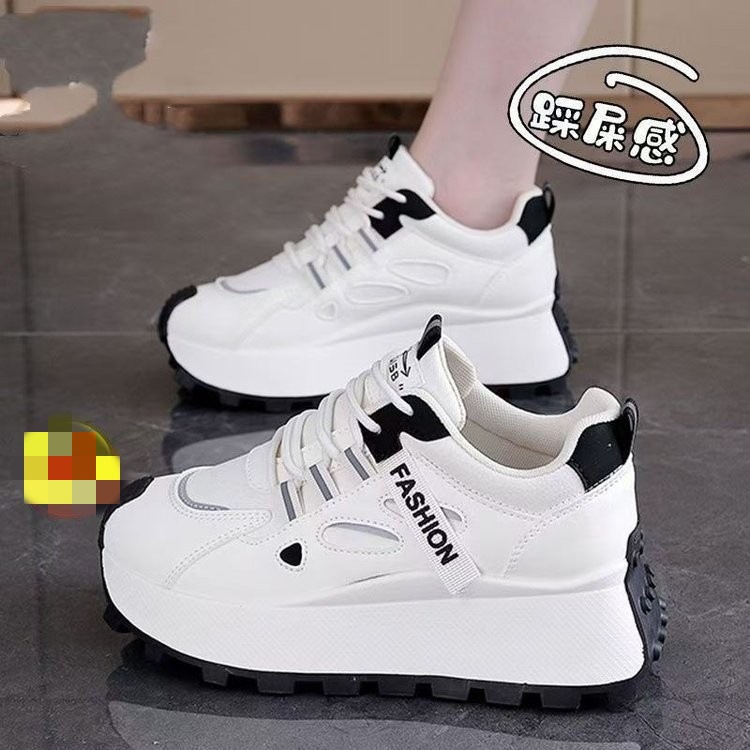 Zapatos deportivos de suela gruesa para mujeres 2026 nuevo otoño versátil zapatos para correr zapatos casuales transpirables zapatos de papá al por mayor