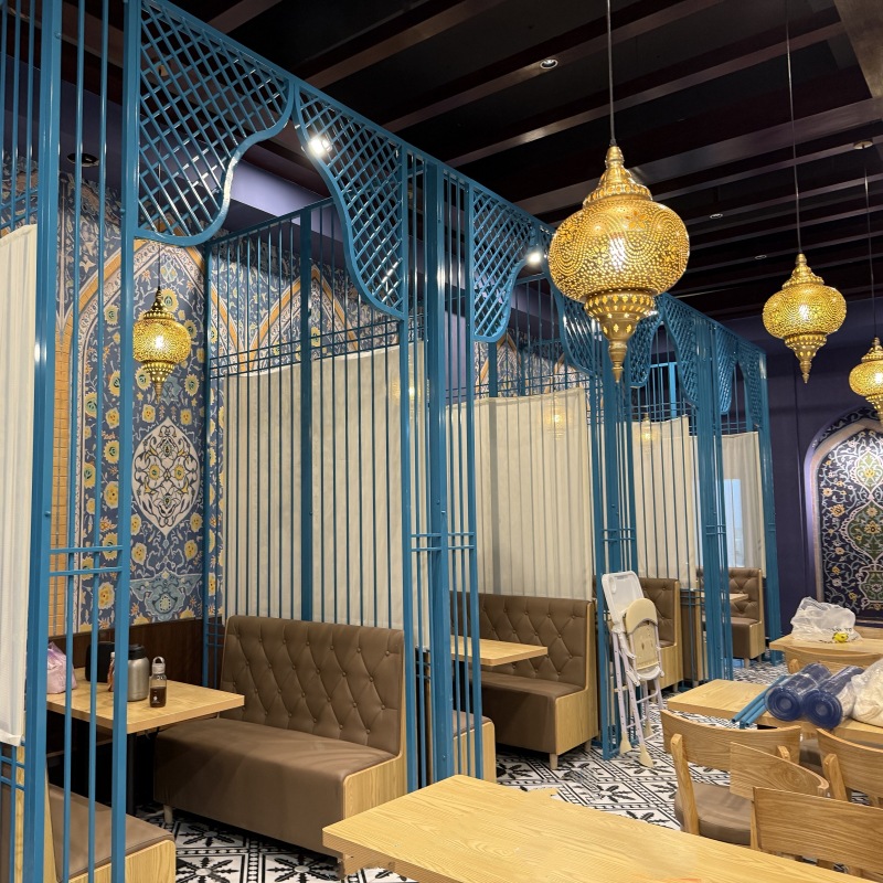 Moroccan Arch Dining Booth Partition Western Restaurant Booth Screen Hot Pot Restaurant Private Room Barbecue Restaurant Hotel Grille