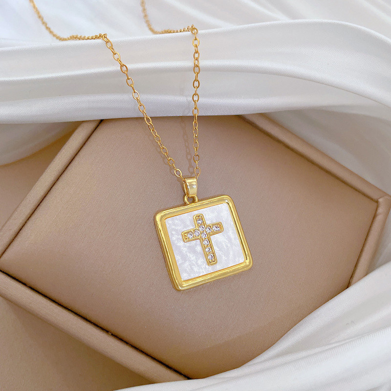 Square Crystal Diamond Collarbone Necklace For Women Titanium_voghion.com