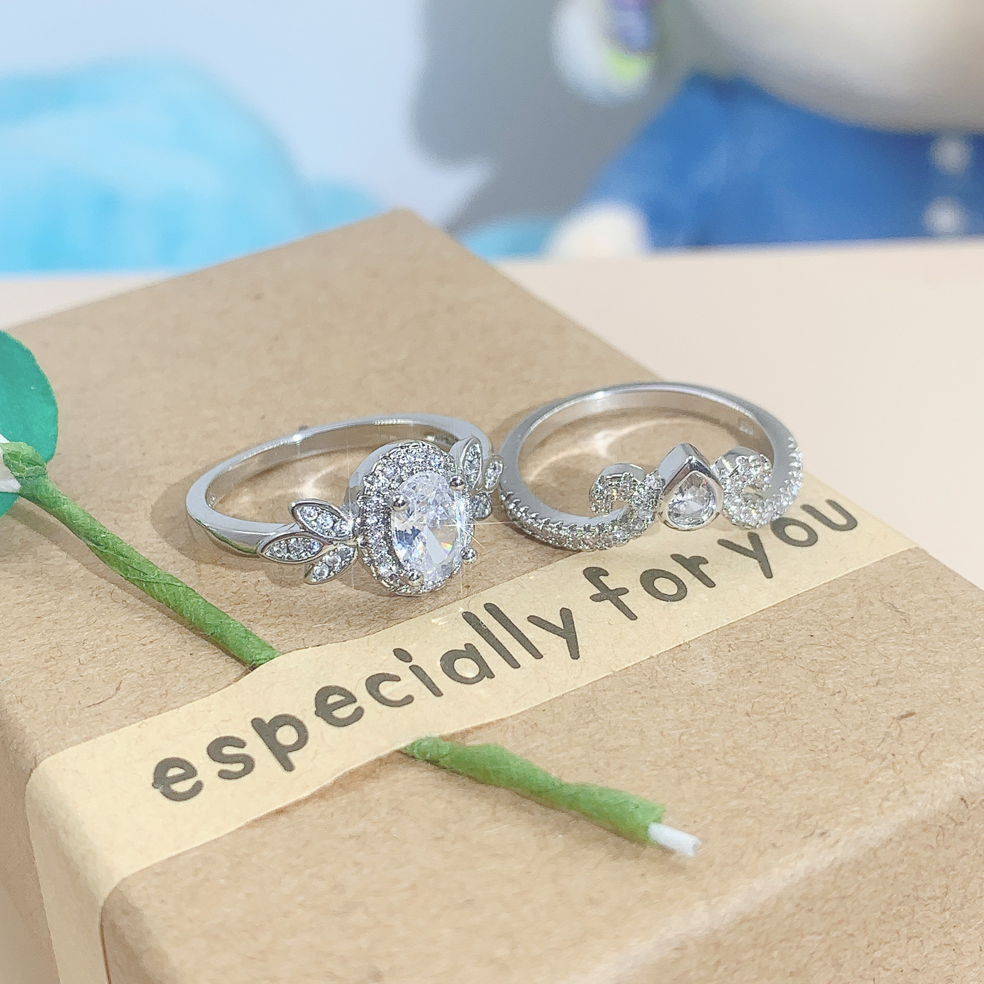 Full diamond micro-inlaid Princess egg diamond ring set female European and American cross-border fashion luxury engagement ring two-piece closed ring