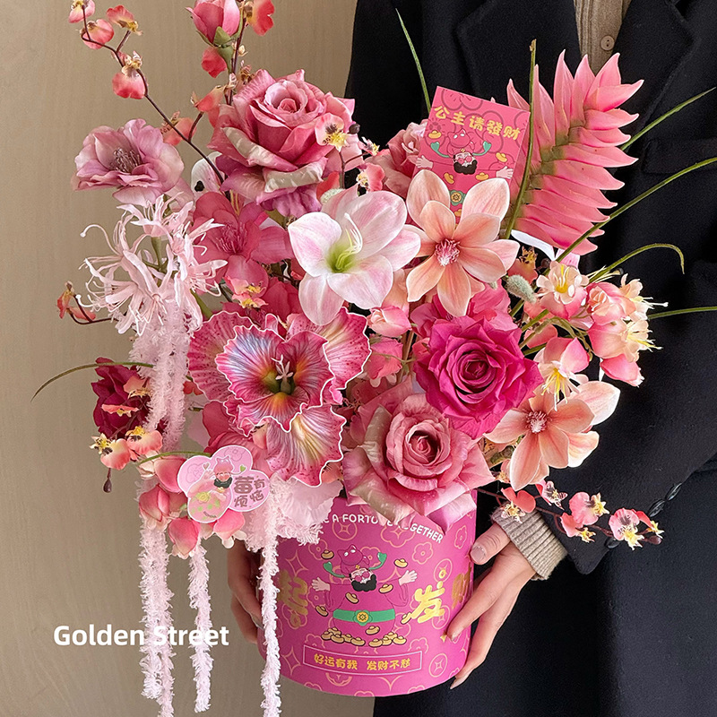 2026 cuatro alegrías Dios de la fortuna abrazar barril de Año Nuevo barril de bendición de Año Nuevo flores flores arreglos de flores barril de embalaje de regalo de flores hechas a mano
