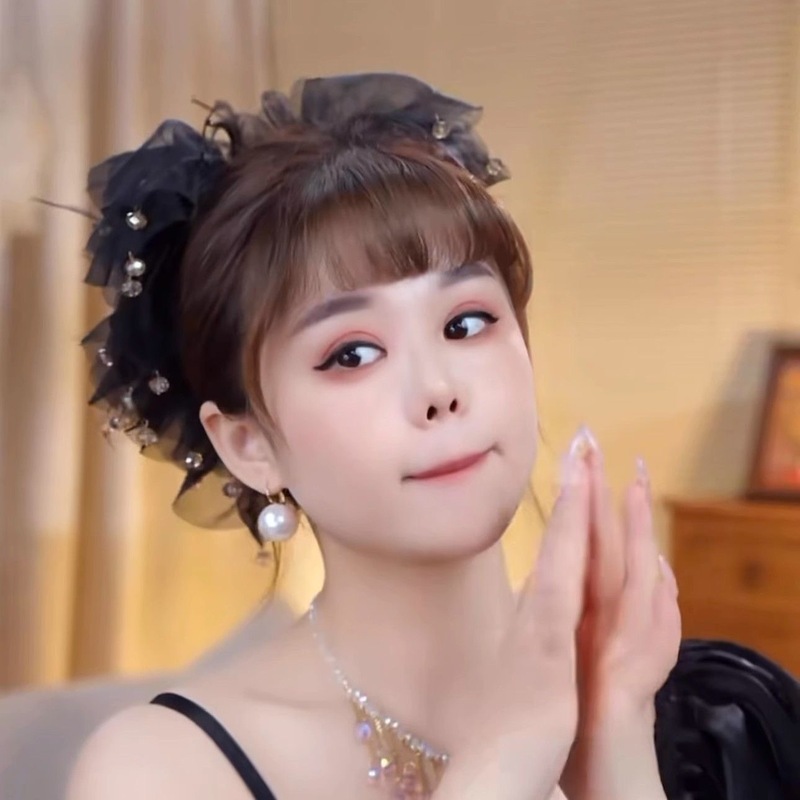 [プリンセススカート] ファッショナブルで多用途なヘッドギア、花と羽の大きなグリッパー、夏の軽いガーゼで髪のボリュームを強調します|undefined