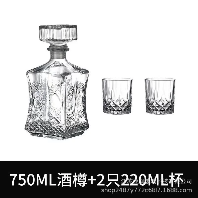 Set, safe harmless glass pack from foam