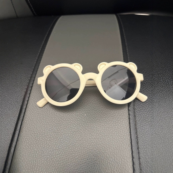 Children's fashionable cute matte sunglasses