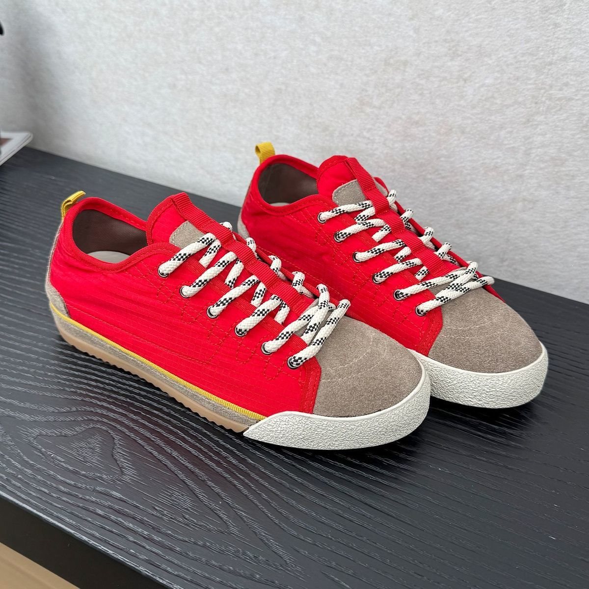 Retro Satin Soft Sole Casual Sneakers For Women 2026 Spring New Round Toe Lace-Up Color Block Versatile Fashionable_vogvips.com