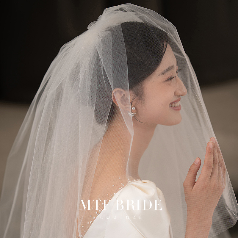 Vestido de novia de satén de manga corta estilo Mantingfang, modelo nuevo 2026, elegante, retro, sencillo, con cola larga.