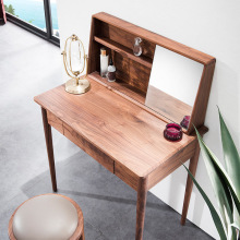 �����ں�����y̨����ʽС���͌�ľ���_���y������һ�w���y�R����