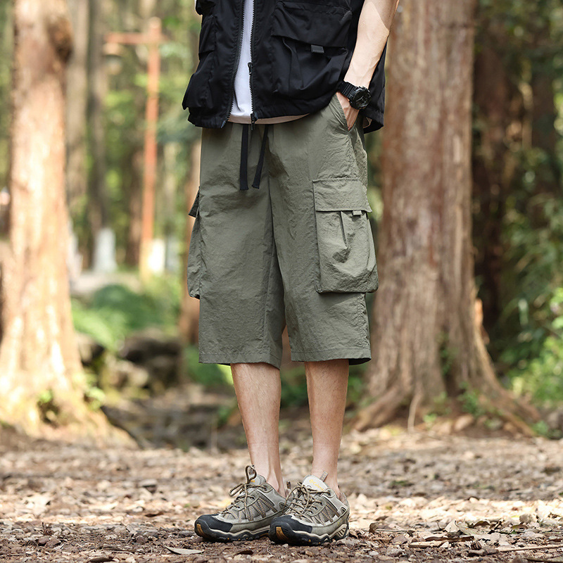 Sports Ice Silk Three-Point New Overalls Shorts Men's Ice-Feel Summer Mid-Pants Men's Loose Casual Six-Point Pants Hong Kong Style Sports Ice Silk Three-Point New Overalls Shorts Men's Ice-Feel Summer Mid-Pants Men's Loose Casual Six-Point Pants Hong Kong Style