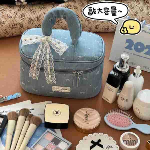Nueva bolsa de cosméticos portátil de encaje de mezclilla linda, bolsa de lavado de viaje de almacenamiento de cosméticos de gran capacidad portátil