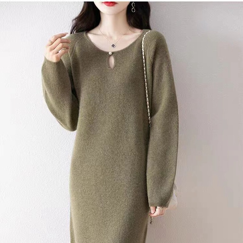 New Long-Sleeved Versatile Casual Sweater Dress Autumn and Winter New Round Neck Pullover Wool Knitted Straight Skirt New Long-Sleeved Versatile Casual Sweater Dress Autumn and Winter New Round Neck Pullover Wool Knitted Straight Skirt