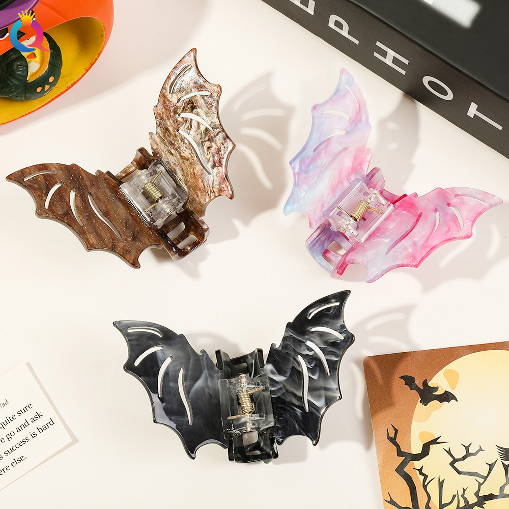 48g Weight Hair Claws Hair Accessories Type 1 Piece Quantity Holiday, Festival Occasion Plastic Material Halloween Festival Bat Pattern Women's Gender Cute, Simple Style Style Halloween Cute Simple Style Women's Bat Plastic Hair Claws 3
