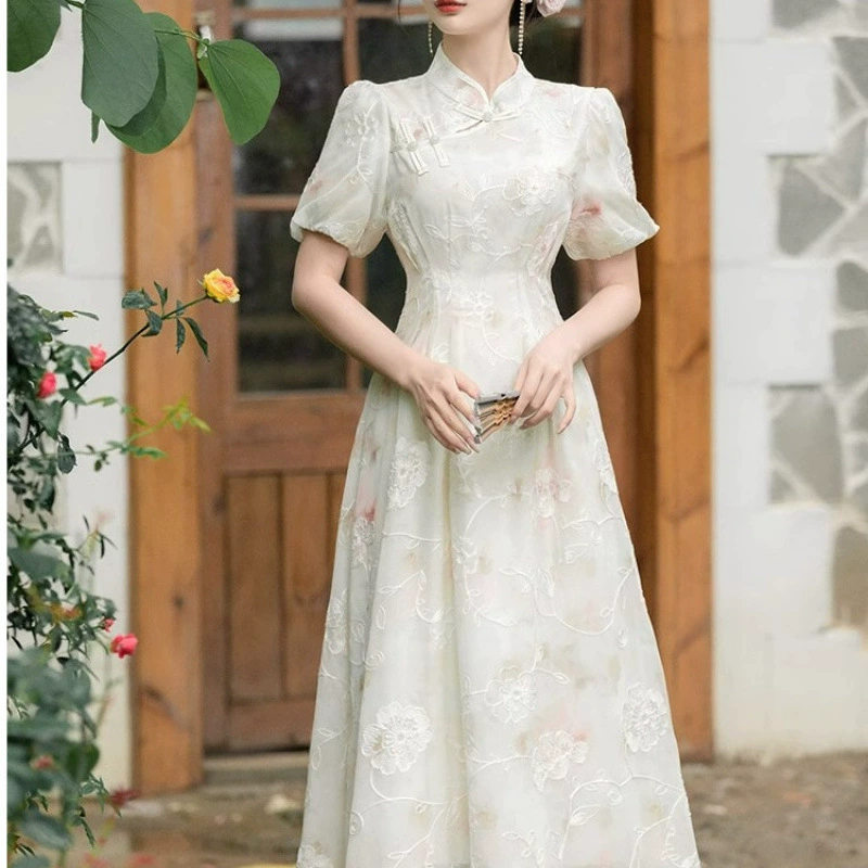 Новое китайское платье-чонсам для женщин, лето 2025, улучшенная модель, нежный стиль, пышные рукава, длинная юбка на талии