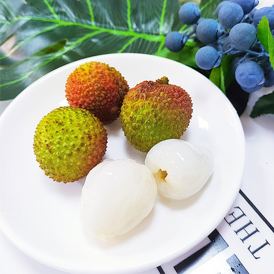 goods in stock Litchi Season fresh Maoming Gaozhou Leaves of sweet Litchi Fruit 35 Shunfeng Cold Chain On behalf of