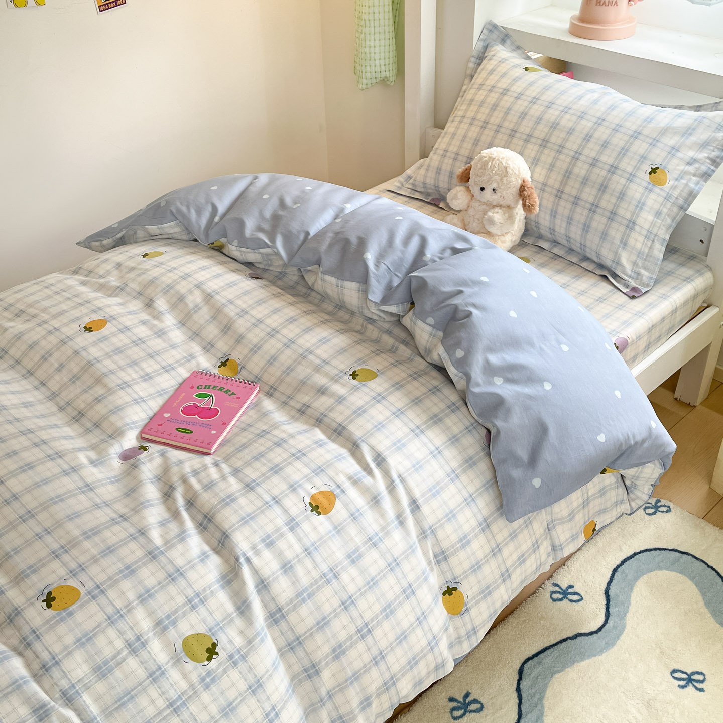 Juego de cama de dormitorio de estudiantes de tres piezas de algodón de algodón, funda de edredón, edredón, edredón, juego completo de núcleo