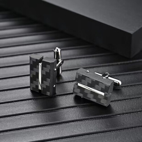 Source goods European and American new stainless steel combination solid carbon fiber cufflinks European and American men's suit shirt sleeve nails