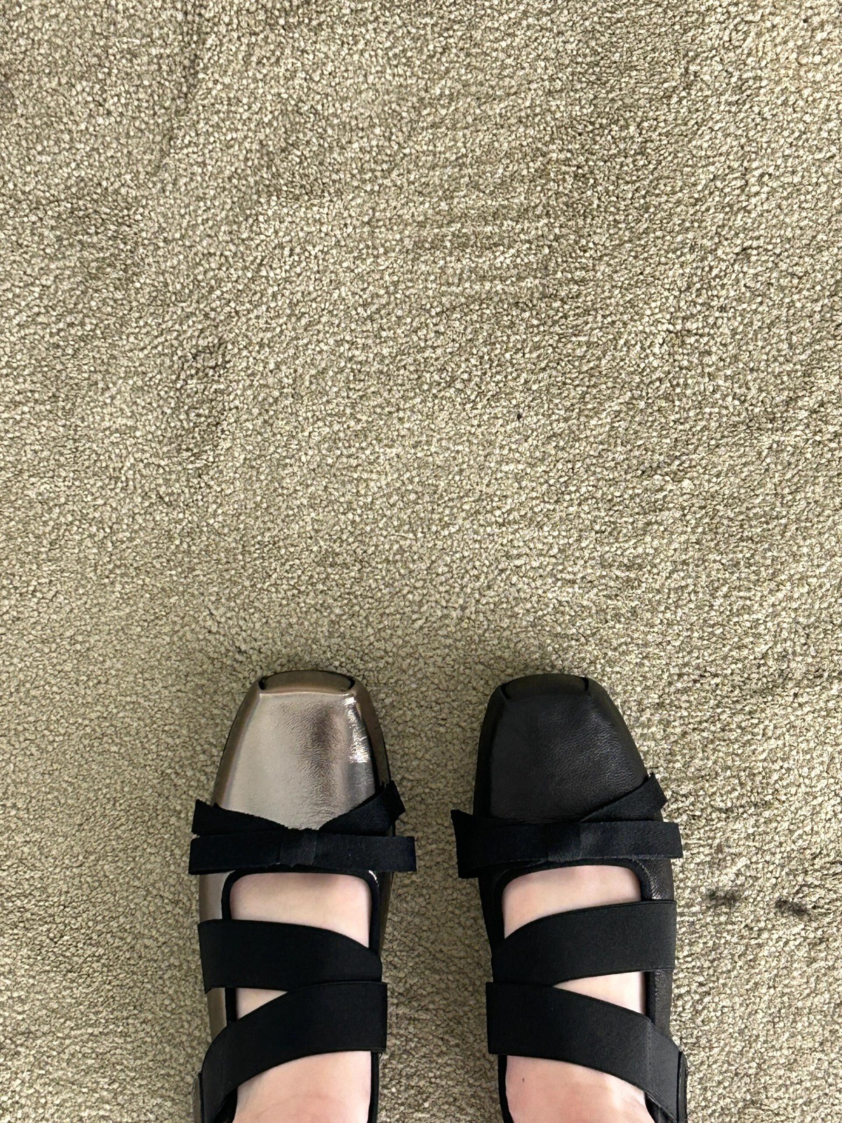 Versión de cuero de vaca ~ cuero plateado con suela gruesa, zapatos de ballet de arco de mujer, zapatos de cuero pequeños, zapatos de mariposa