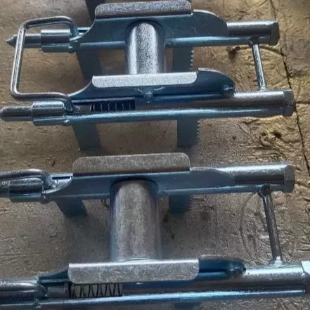 穿线辅助器滑轮118-86线盒配电箱镀锌款通用单人拉线工具送线器