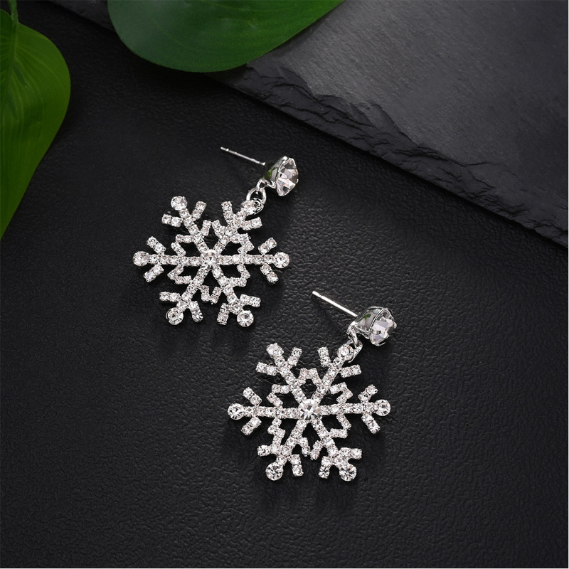 跨境新款可爱雪花耳环小众设计感欧美圣诞节派对水钻耳饰earrings|undefined