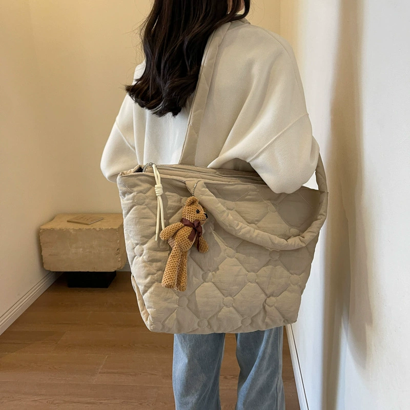 Capacious spring universal shopping bag, down jacket, shoulder bag for leisure