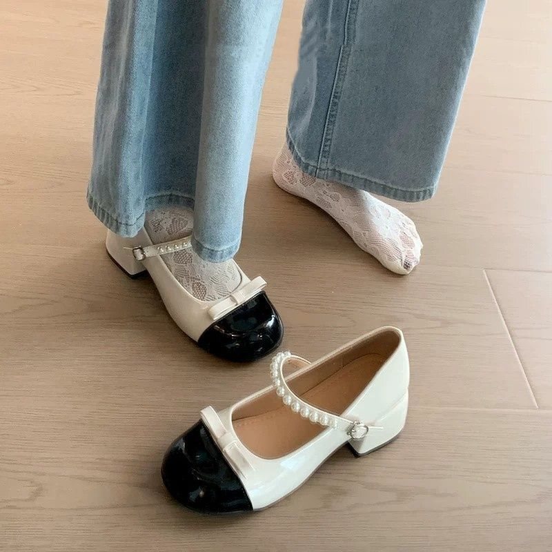 Pearl French-style color-blocked chunky heel women's shoes, 2026 autumn new chunky heel ballet Mary Jane shoes, small leather shoes Pearl French-style color-blocked chunky heel women's shoes, 2026 autumn new chunky heel ballet Mary Jane shoes, small leather shoes