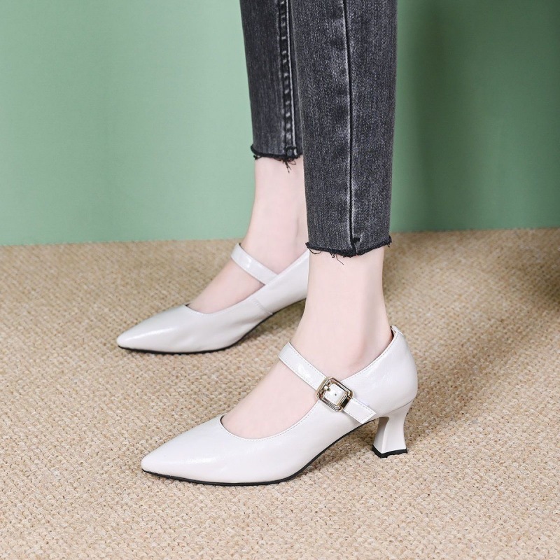 Primavera y verano nuevos zapatos negros de mujer de tacones agudos con tacones altos zapatos de trabajo de viaje profesionales para mujeres