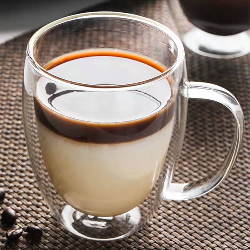 Venta al por mayor de borosilicato de doble capa taza de café con mango de vidrio taza de agua taza cuadrada taza de café de oro estándar taza de café perfumado té