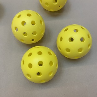 pickleballs Peak Ball 40 Holes 74MM Injection PE High Elastic Porous PP Hole Ball in stock Wholesale
