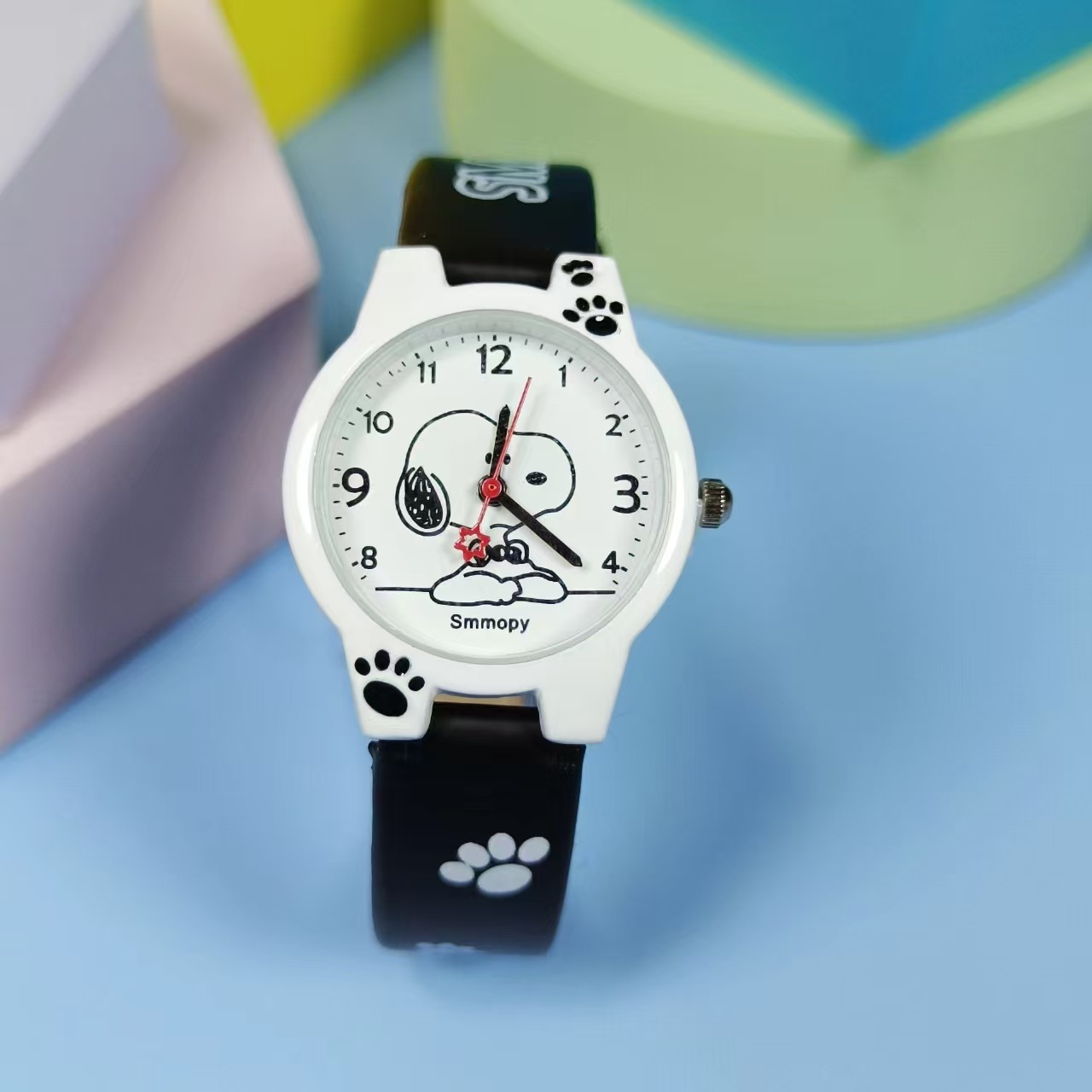 Snoopy Genuine Children's Cartoon Watch for Girls, Elementary School Students, Cute Waterproof Quartz Watch with Luminous Feature