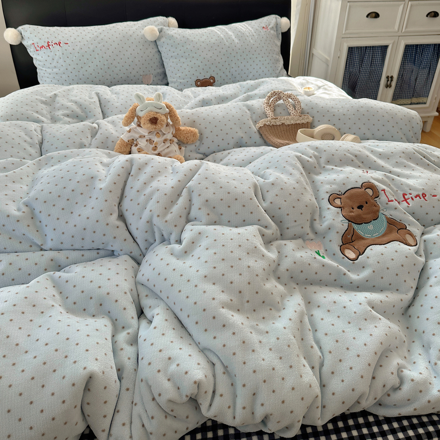 Parure de lit coréenne en velours de lait épais et duveteux, drap-housse et housse de couette en flanelle polaire corail chaude pour l'hiver_voghion.com