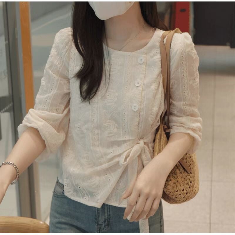 New Autumn Design with Irregular Styles, Gentle and Sweet, Trendy and Fashionable, Slimming Effect, Popular Women's Shirt