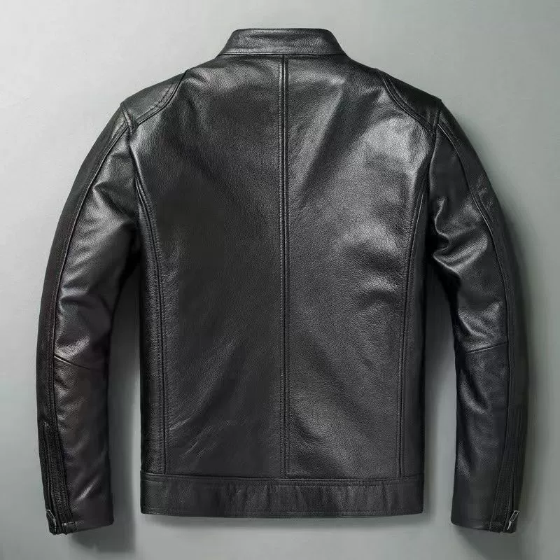 Новый стиль кожаная куртка из кари Pattern с рельефной фактурой, мужская куртка на лацкан Stand-up воротник, мотоциклетный костюм для молодых и средних лет