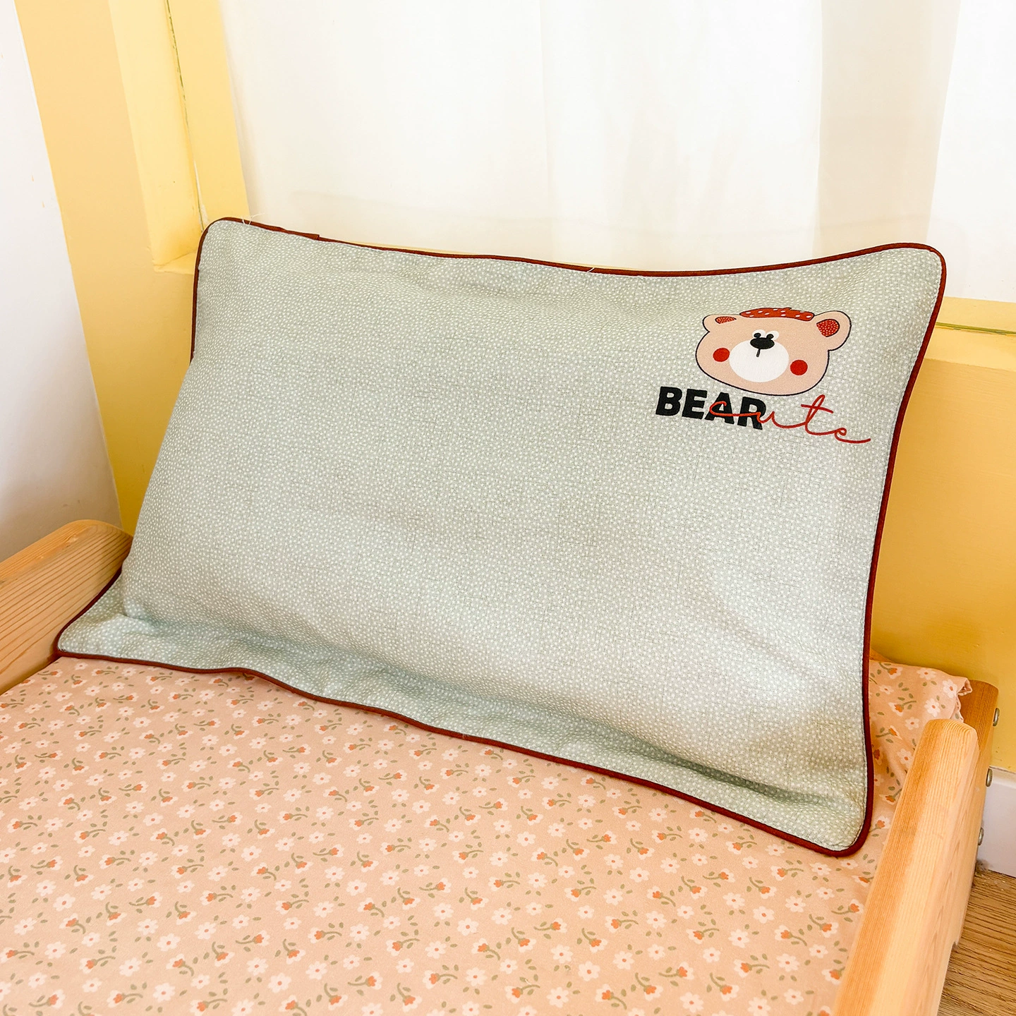 2025 new Class A double-layer yarn digital large-print kindergarten six-piece set student bed three-piece set