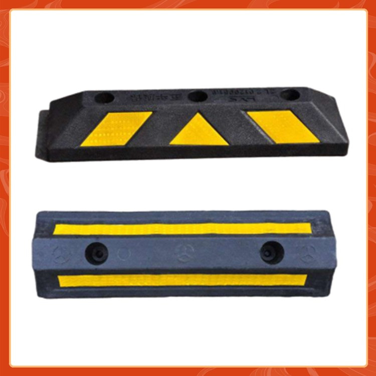 橡塑车轮定位器橡胶车位挡车止退器倒车停车挡实心挡车器地下车库
