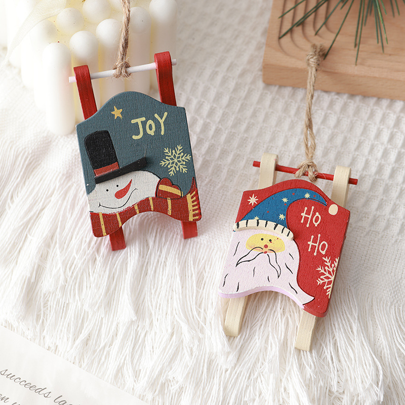 Buscando madera transfronteriza nueva decoración navideña trineo viejo muñeco de nieve colgante árbol de Navidad colgante retro props